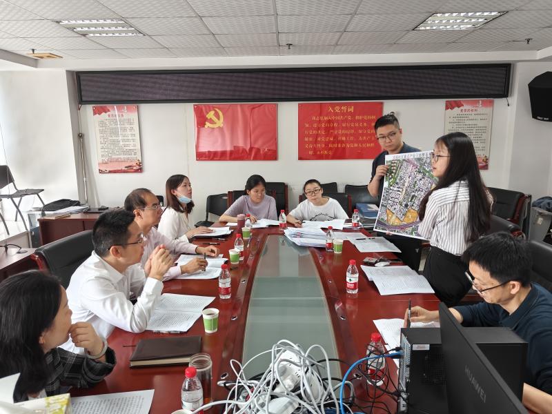 配图1：宝安区审计局领导到土地整备项目审计一线挂图作战，研究解决项目实施过程中的难点堵点.jpg