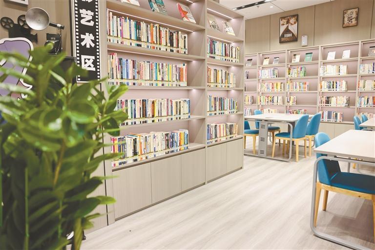 宝安首家电影主题图书馆启用